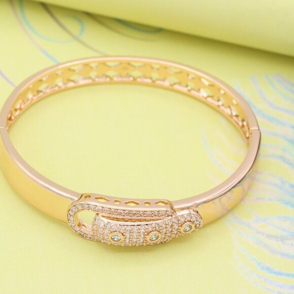 Elegant Rose Gold Safety Pin Style Bangle with Sparkling Stones, XPBL0525 - Picture 3 of 12